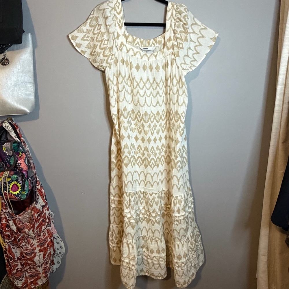 Sonoma Cream and Gold Patterned Midi Dress